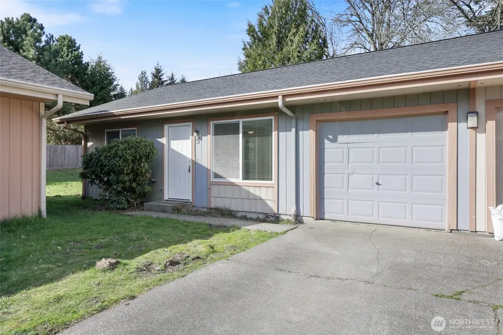 2210 26th Avenue NE Olympia WA 98506