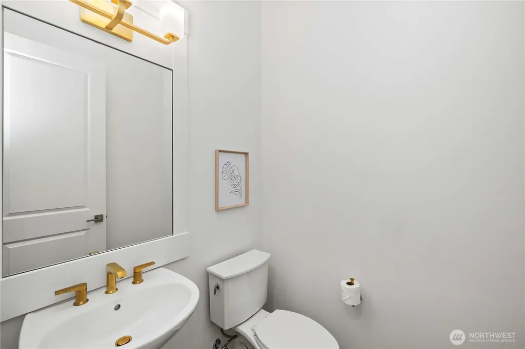 23380 SE Larch Street Black Diamond WA 98010