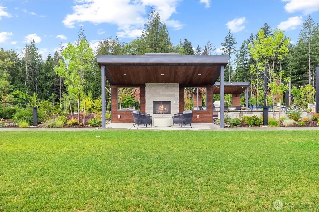 23380 SE Larch Street Black Diamond WA 98010