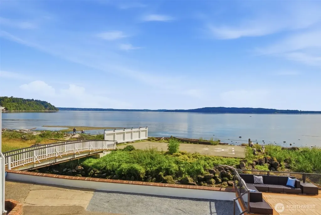 1865 SW Miller Creek Road Burien WA 98166