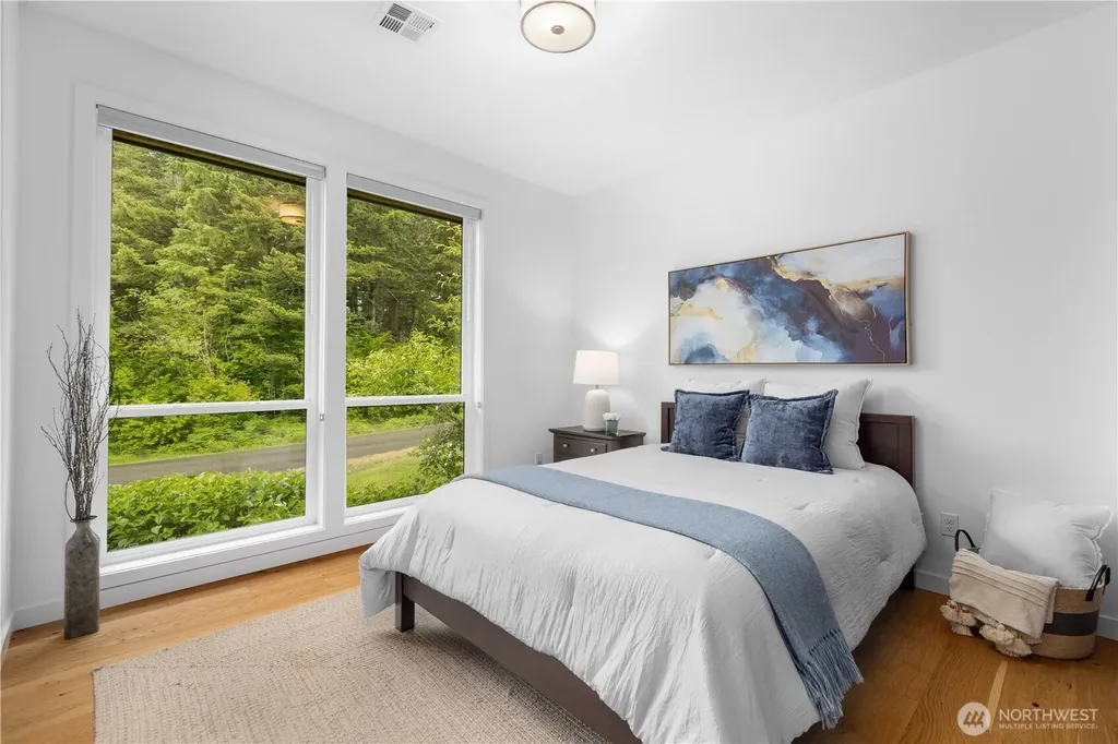 10350 348th Avenue SE Snoqualmie WA 98065