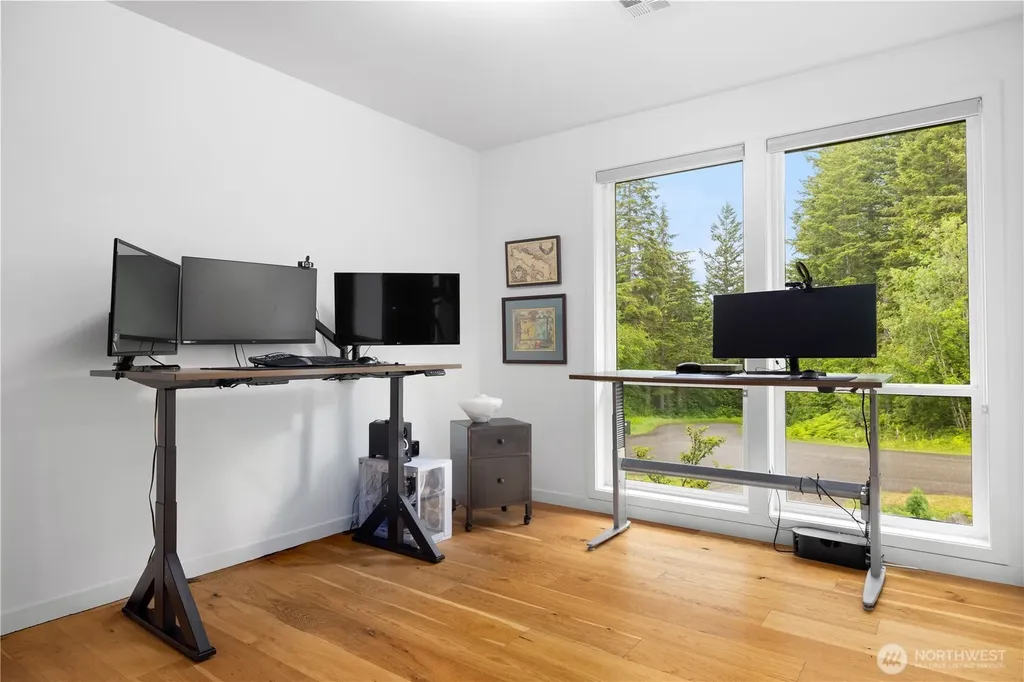 10350 348th Avenue SE Snoqualmie WA 98065
