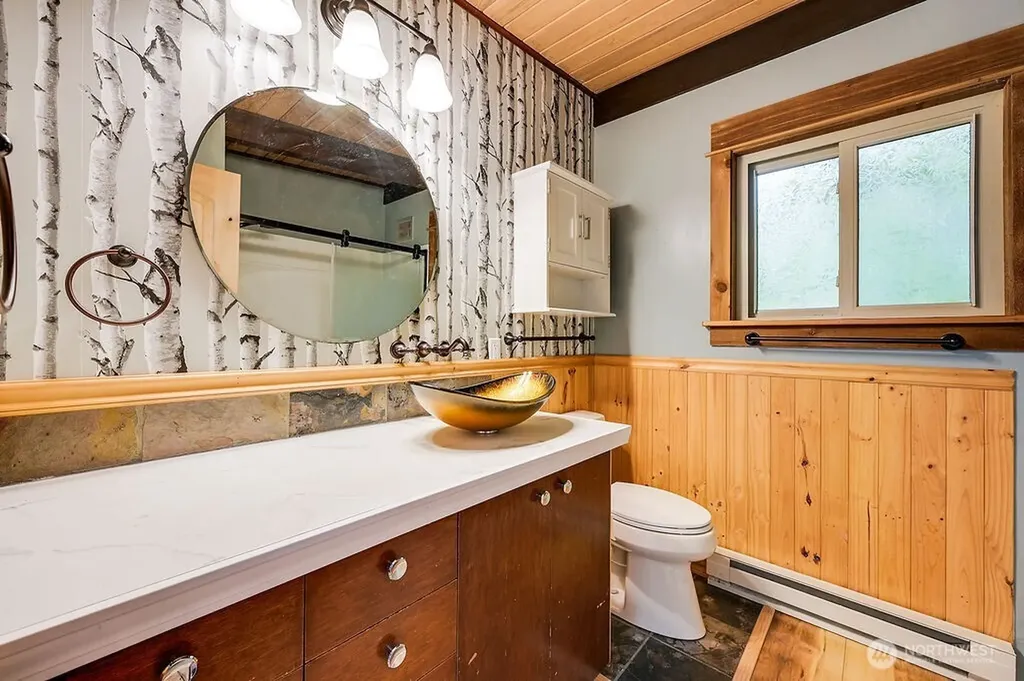 210 Cleveland Street Port Hadlock WA 98339