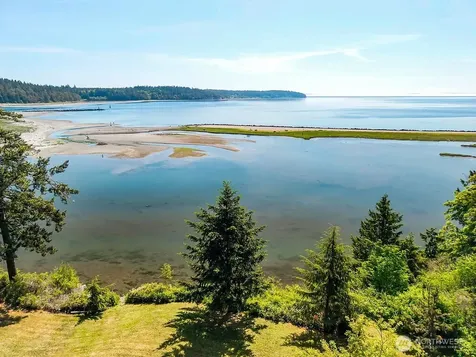210 Cleveland Street Port Hadlock WA 98339
