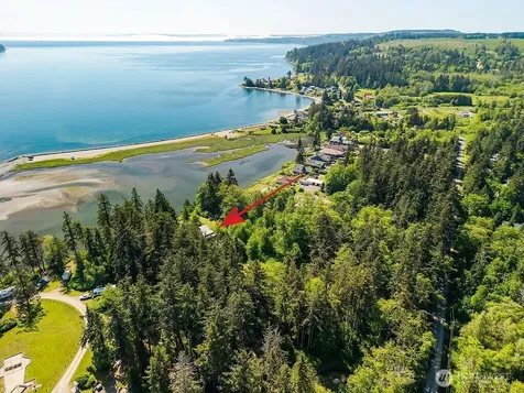210 Cleveland Street Port Hadlock WA 98339