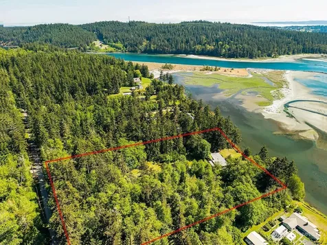 210 Cleveland Street Port Hadlock WA 98339