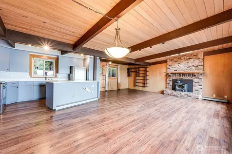 210 Cleveland Street Port Hadlock WA 98339