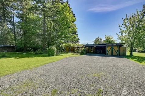 210 Cleveland Street Port Hadlock WA 98339