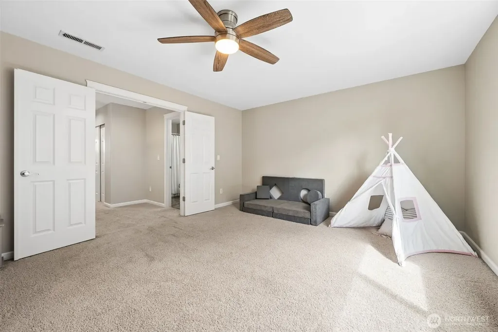 8842 28th Way SE Olympia WA 98513