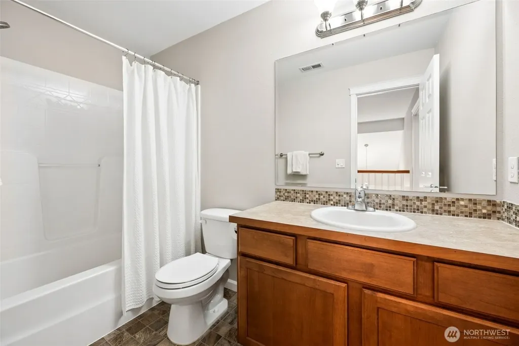 8842 28th Way SE Olympia WA 98513