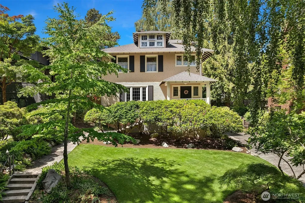 131 Madrona Place E Seattle WA 98112