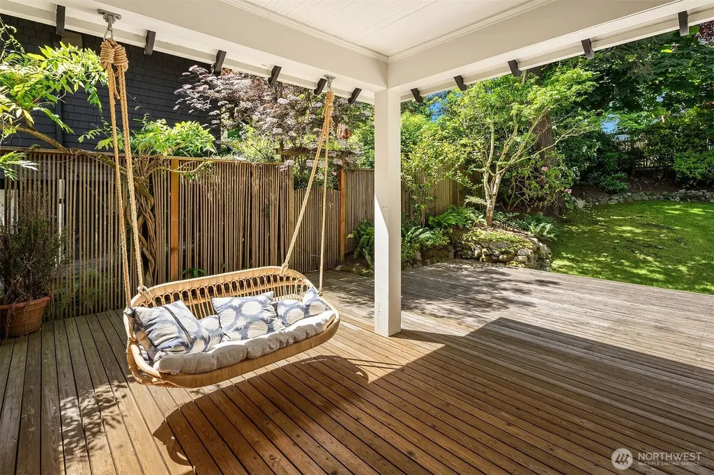 131 Madrona Place E Seattle WA 98112