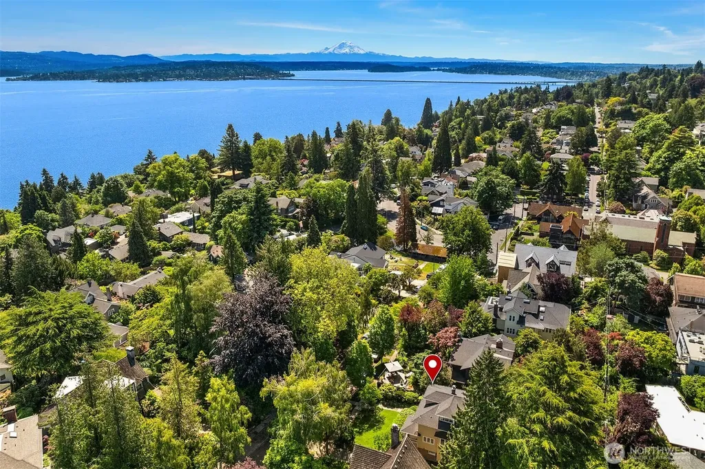 131 Madrona Place E Seattle WA 98112
