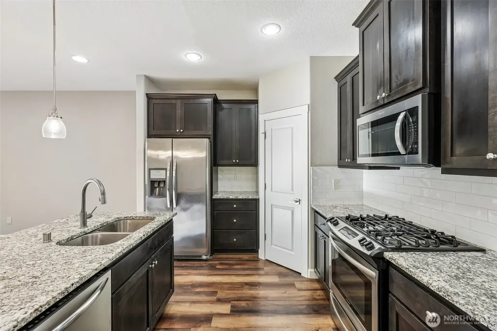 16520 SE 40th Circle Vancouver WA 98683