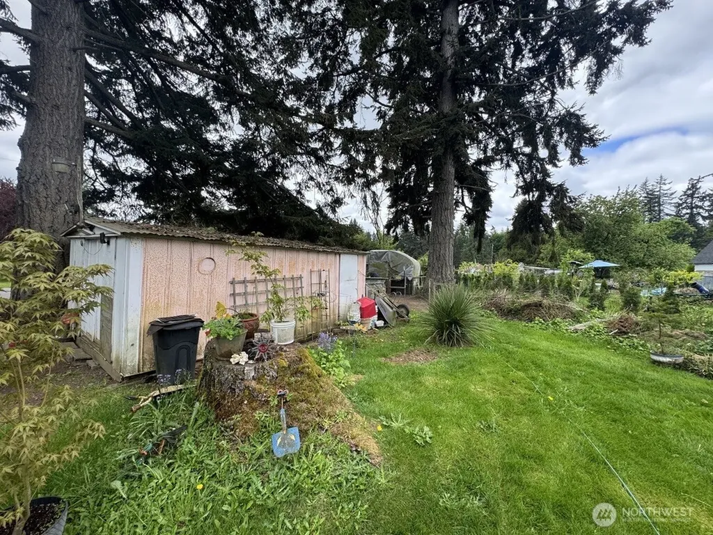 4563 SE Foss Road Port Orchard WA 98366