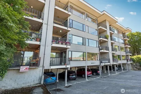 3661 24th Place W Seattle WA 98199