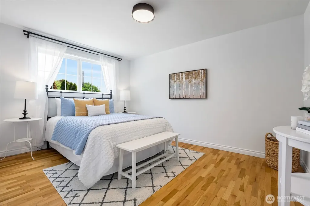 11516 Meridian Avenue N Seattle WA 98133