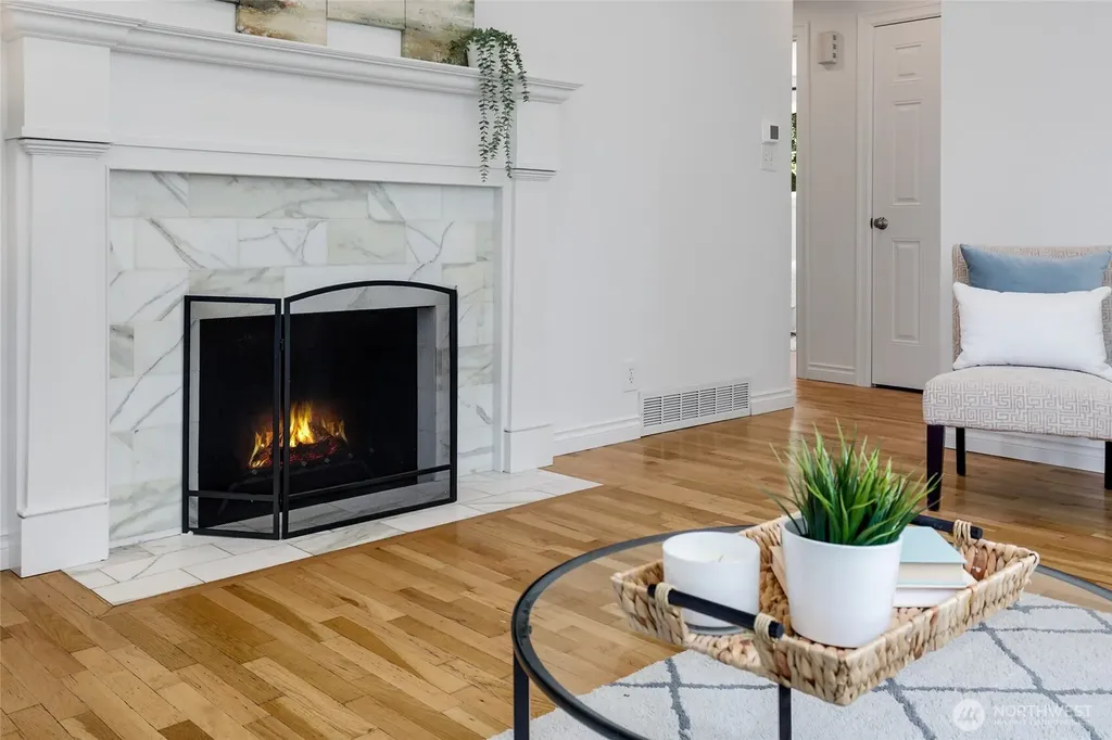 11516 Meridian Avenue N Seattle WA 98133