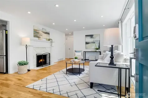 11516 Meridian Avenue N Seattle WA 98133