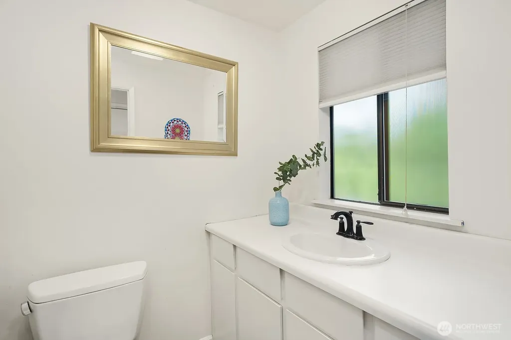 2958 72nd Avenue SE Mercer Island WA 98040