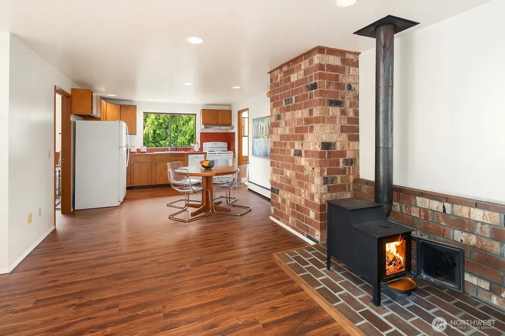2958 72nd Avenue SE Mercer Island WA 98040