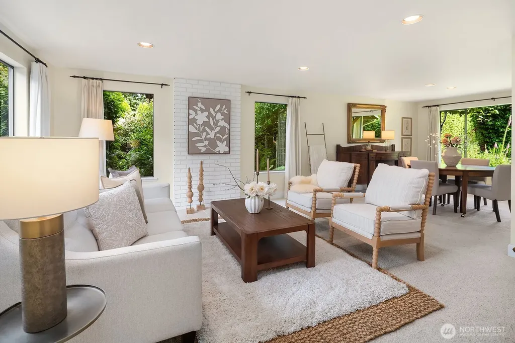2958 72nd Avenue SE Mercer Island WA 98040