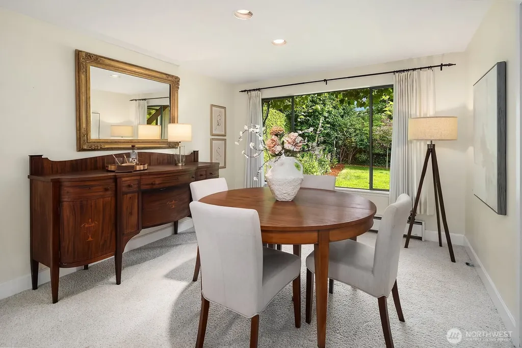 2958 72nd Avenue SE Mercer Island WA 98040
