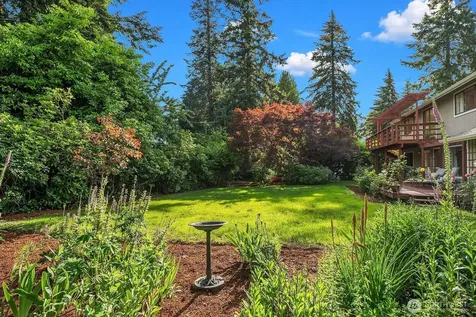2958 72nd Avenue SE Mercer Island WA 98040