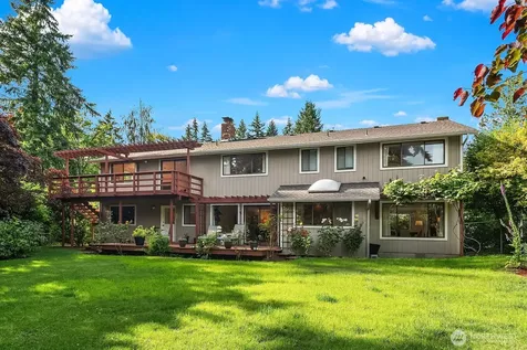 2958 72nd Avenue SE Mercer Island WA 98040