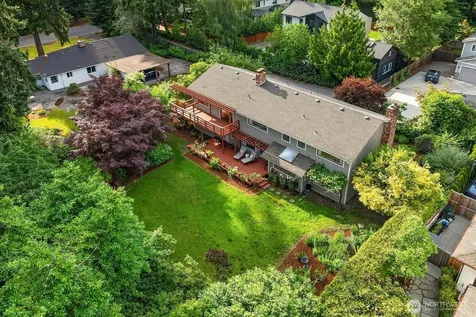 2958 72nd Avenue SE Mercer Island WA 98040