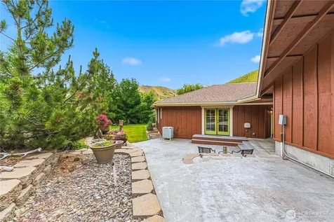 1246 Pitcher Canyon Wenatchee WA 98801