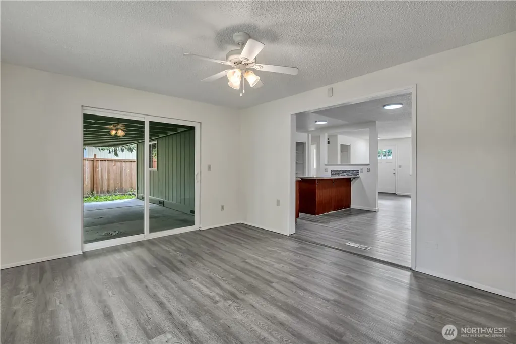 348 NE Holly Leaf Lane Bremerton WA 98311