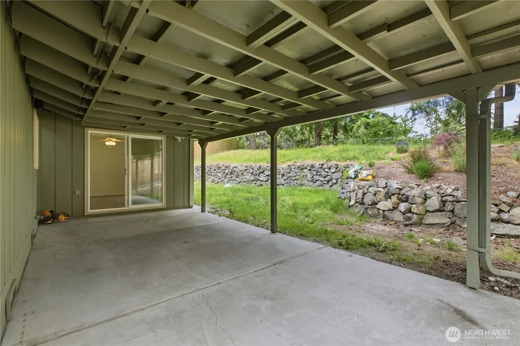 348 NE Holly Leaf Lane Bremerton WA 98311
