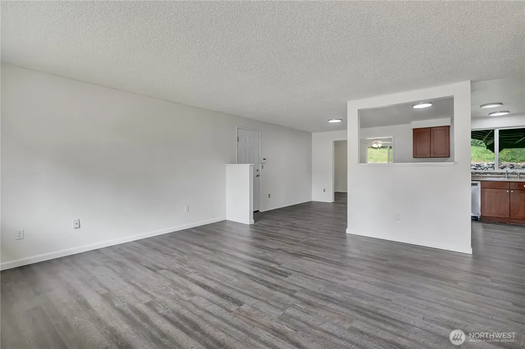 348 NE Holly Leaf Lane Bremerton WA 98311