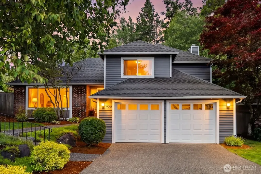 920 225th Court NE Sammamish WA 98074