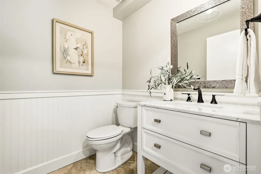 920 225th Court NE Sammamish WA 98074