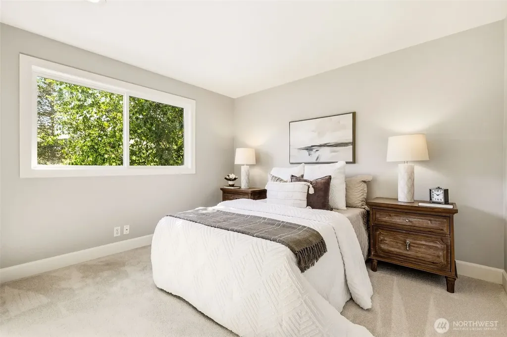 920 225th Court NE Sammamish WA 98074