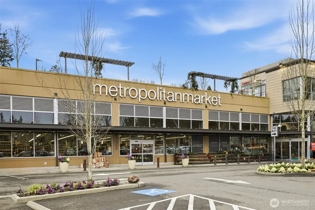 920 225th Court NE Sammamish WA 98074