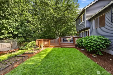 920 225th Court NE Sammamish WA 98074