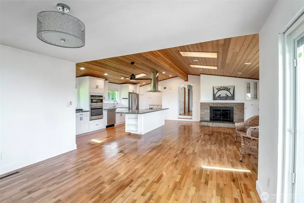 3613 N 30th Street Tacoma WA 98407