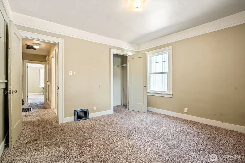 1082 W Smith Road Bellingham WA 98226