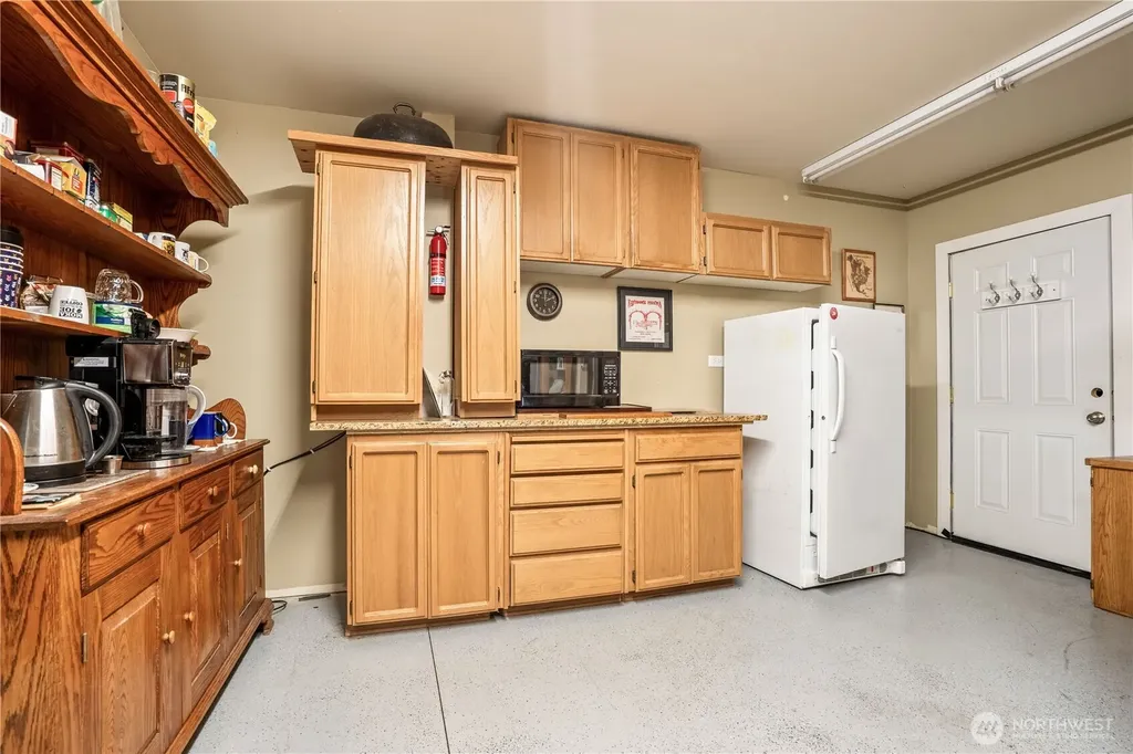 1082 W Smith Road Bellingham WA 98226