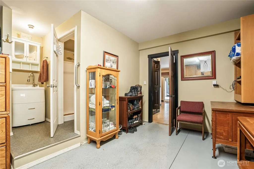 1082 W Smith Road Bellingham WA 98226