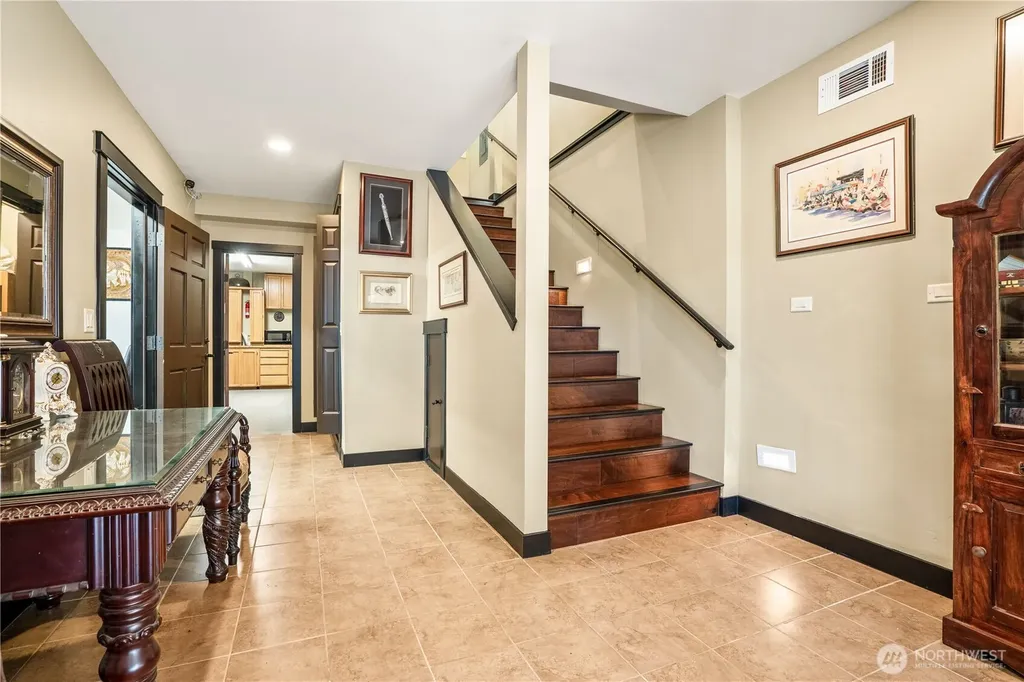 1082 W Smith Road Bellingham WA 98226
