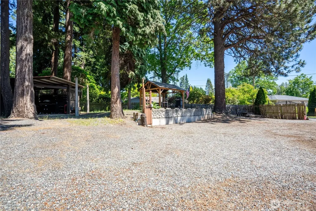 1082 W Smith Road Bellingham WA 98226
