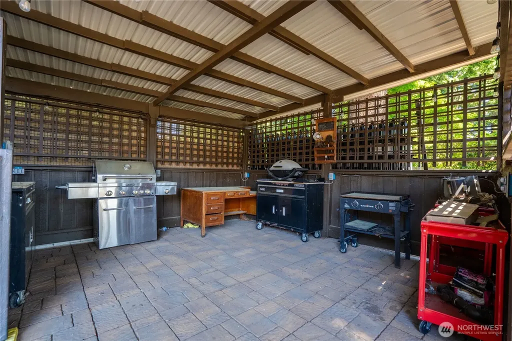 1082 W Smith Road Bellingham WA 98226