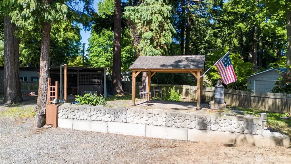 1082 W Smith Road Bellingham WA 98226