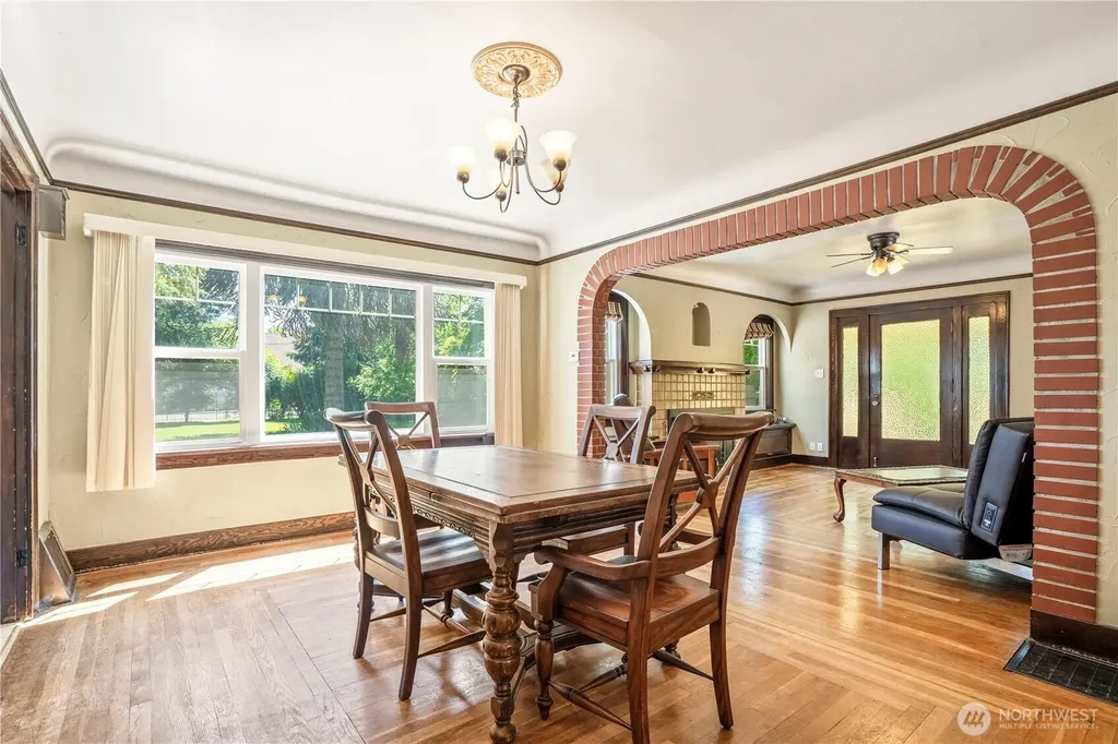 1082 W Smith Road Bellingham WA 98226