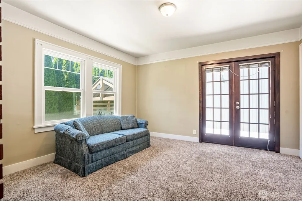 1082 W Smith Road Bellingham WA 98226