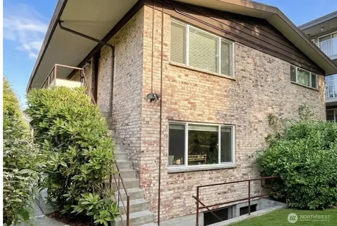 6746 24th Avenue NW Seattle WA 98117